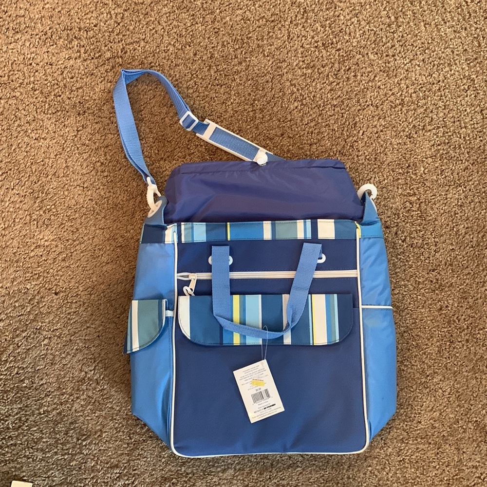 NWT Insulated cooler bag